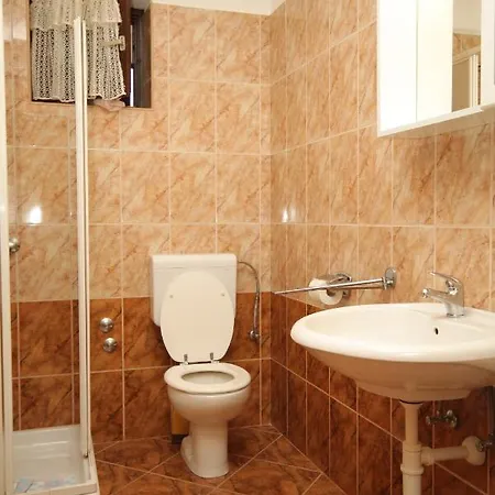 And With Parking Space - 6917 Gæstehus Poreč