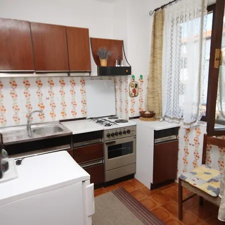 And With Parking Space - 6917 3*