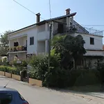 And With Parking Space - 6917 Guest house Porec