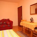 And With Parking Space - 6917 Guest house Porec