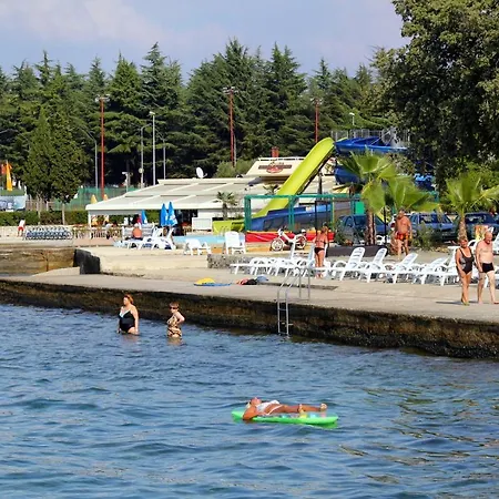 And With Parking Space - 6917 Affittacamere 3*