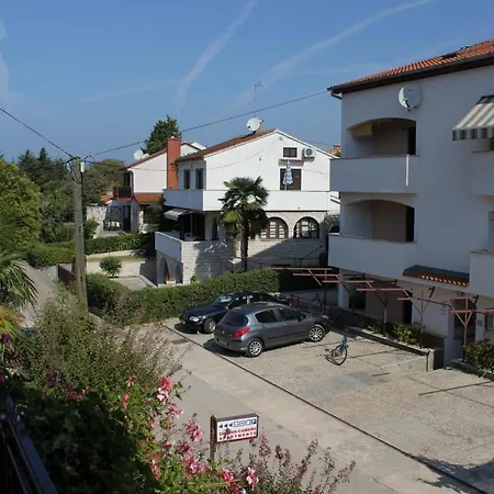 Affittacamere And With Parking Space - 6917