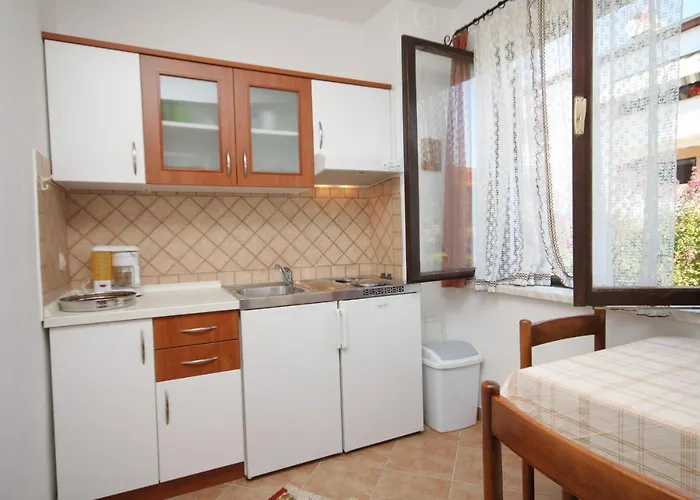 And With Parking Space - 6917 3* Poreč