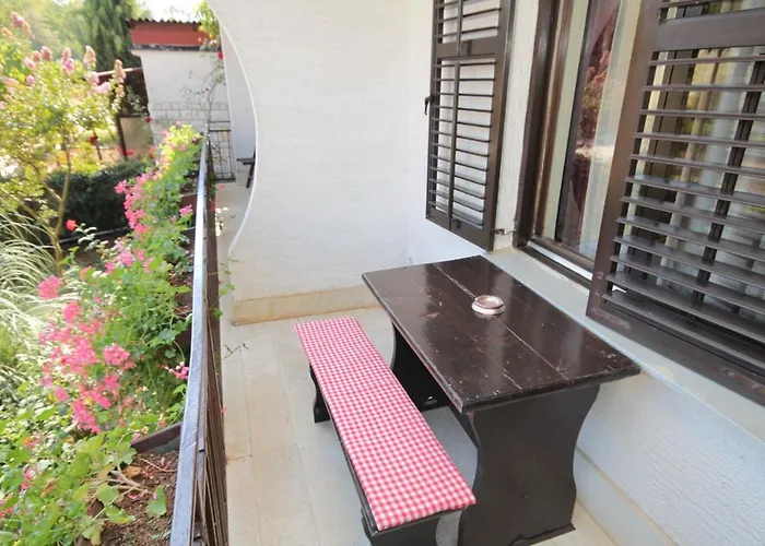 And With Parking Space - 6917