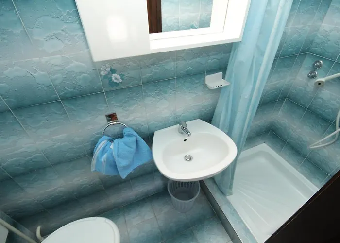 And With Parking Space - 6917 Гостьовий будинок