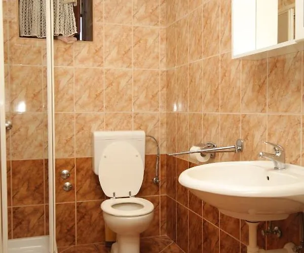 And With Parking Space - 6917 Guest house Porec