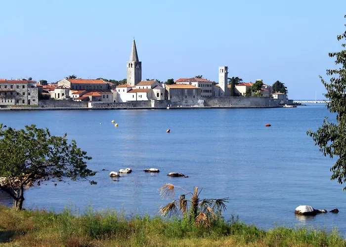 Guest house And With Parking Space - 6917 Porec